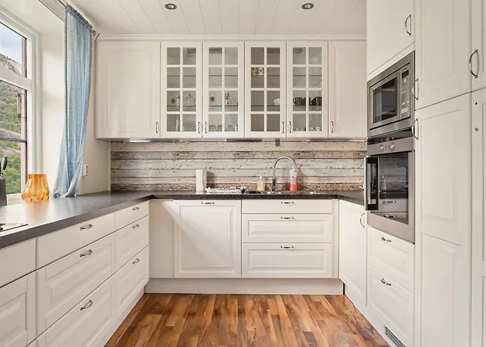 Trolltunga Fjord Living טיסדאל