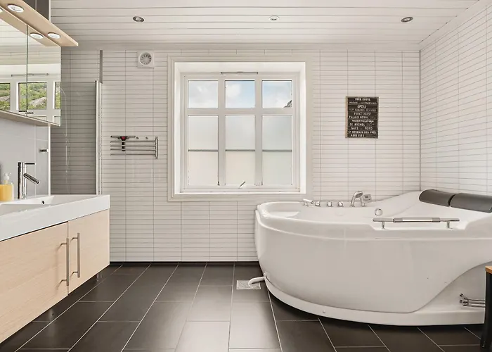 Trolltunga Fjord Living דירה